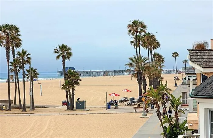 1404 W Oceanfront C Villa Newport Beach